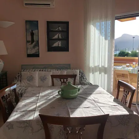Lilla Apartman *